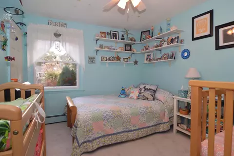 39 Lindy Ave, Warwick, RI 02889 photo 17