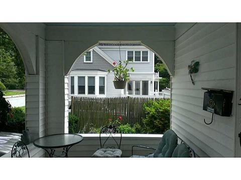 5 Crescent St, Westerly, RI 02891 photo 4