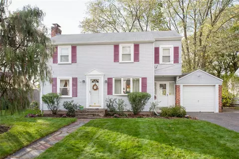 71 Normandy Dr, Warwick, RI 02886 photo 1