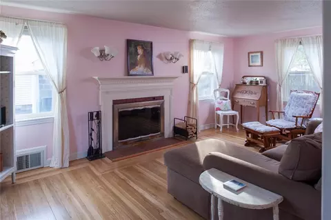71 Normandy Dr, Warwick, RI 02886 photo 10