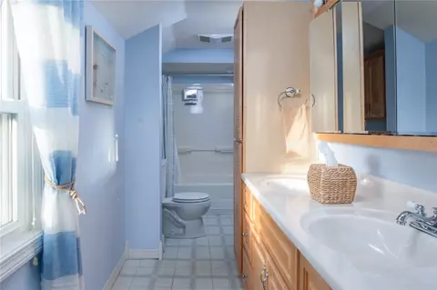 71 Normandy Dr, Warwick, RI 02886 photo 23
