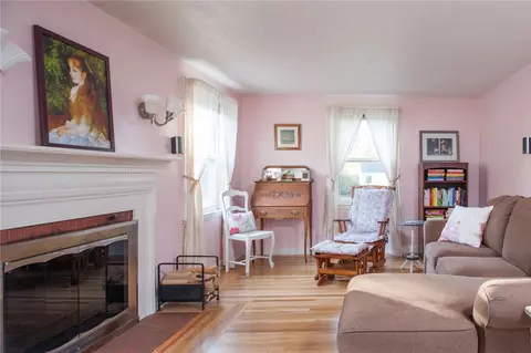 71 Normandy Dr, Warwick, RI 02886 photo 11