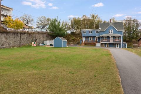 79 Cross St, Woonsocket, RI 02895 photo 6