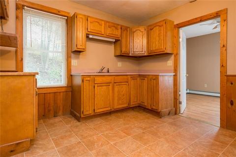 79 Cross St, Woonsocket, RI 02895 photo 11
