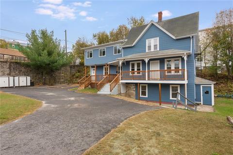 79 Cross St, Woonsocket, RI 02895 photo 2