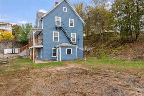 79 Cross St, Woonsocket, RI 02895 photo 5