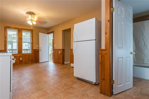 79 Cross St, Woonsocket, RI 02895 photo 8