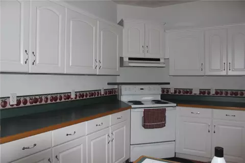 70 Douglas Hook Rd, Glocester, RI 02814 photo 9