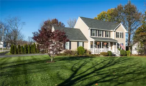 669 Scituate Ave, Cranston, RI 02921 photo 26