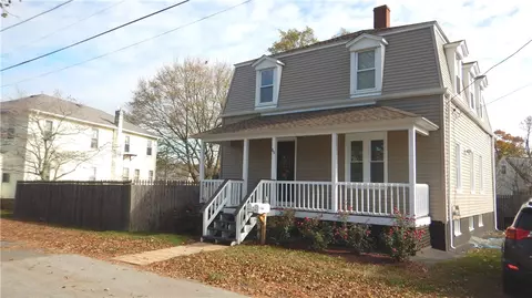 86 Lyman Ave, Warwick, RI 02888 photo 1