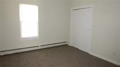 86 Lyman Ave, Warwick, RI 02888 photo 5