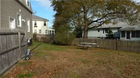 86 Lyman Ave, Warwick, RI 02888 photo 11