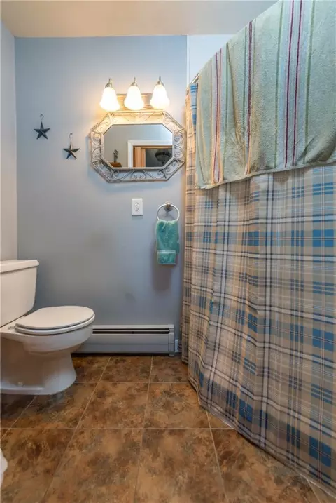 560 Mendon Rd, Woonsocket, RI 02895 photo 20