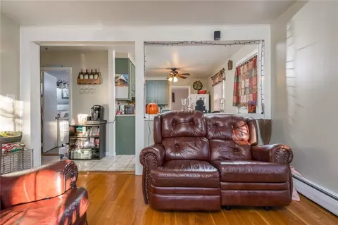 560 Mendon Rd, Woonsocket, RI 02895 photo 31
