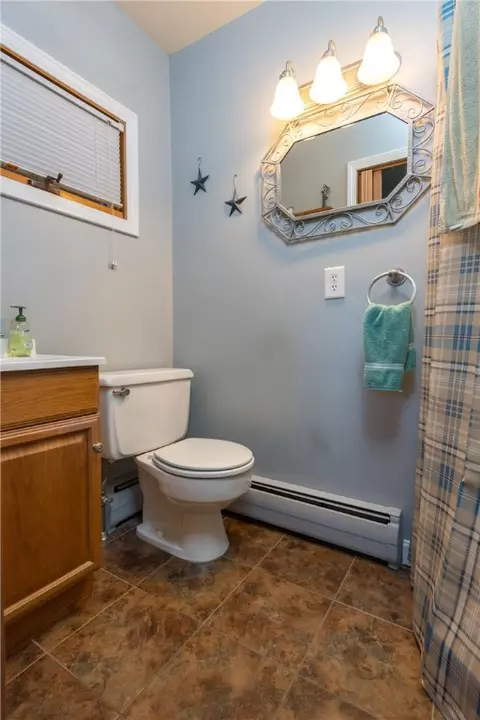 560 Mendon Rd, Woonsocket, RI 02895 photo 21