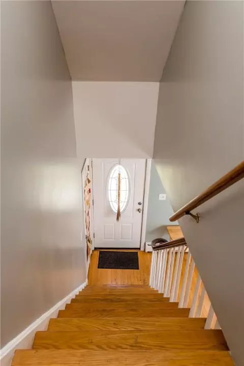 560 Mendon Rd, Woonsocket, RI 02895 photo 14
