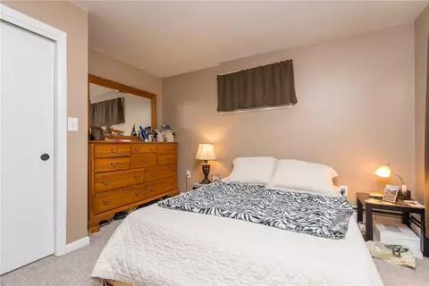 560 Mendon Rd, Woonsocket, RI 02895 photo 29