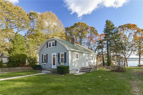 102 Davidson Rd, Warwick, RI 02886 photo 4