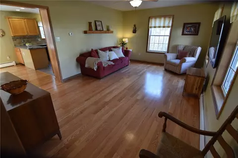 6 Edgewood Ave, Westerly, RI 02891 photo 17