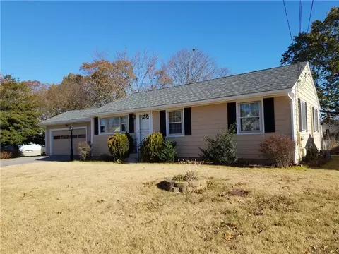 20 Villa Ave, Warwick, RI 02886 photo 1