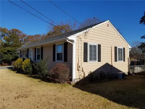 20 Villa Ave, Warwick, RI 02886 photo 2