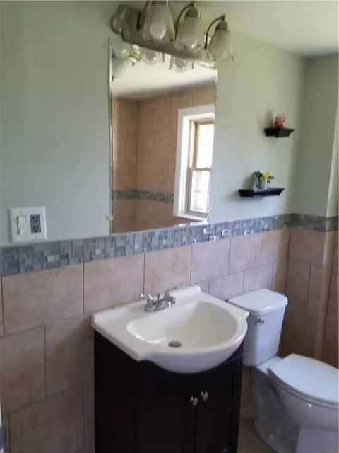 20 Villa Ave, Warwick, RI 02886 photo 18