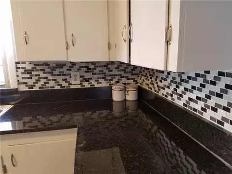 20 Villa Ave, Warwick, RI 02886 photo 4