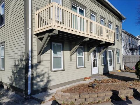 32 Bentley St, Woonsocket, RI 02895 photo 2