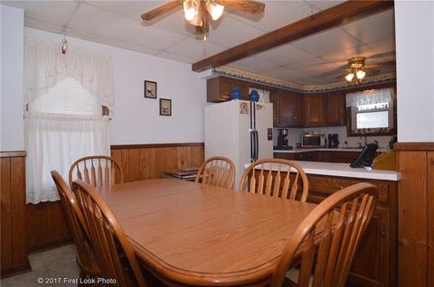 140 Manolla Ave, Warwick, RI 02888 photo 9
