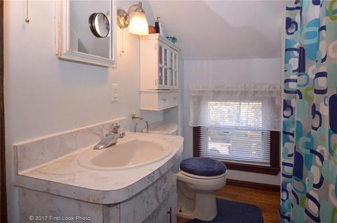 140 Manolla Ave, Warwick, RI 02888 photo 12