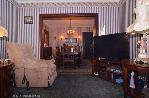 140 Manolla Ave, Warwick, RI 02888 photo 4