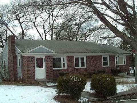 359 Ward St, Woonsocket, RI 02895 photo 1