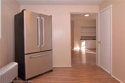 238 Killingly St, Providence, RI 02909 photo 5