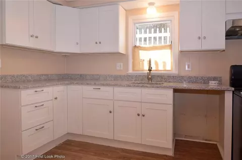 238 Killingly St, Providence, RI 02909 photo 4
