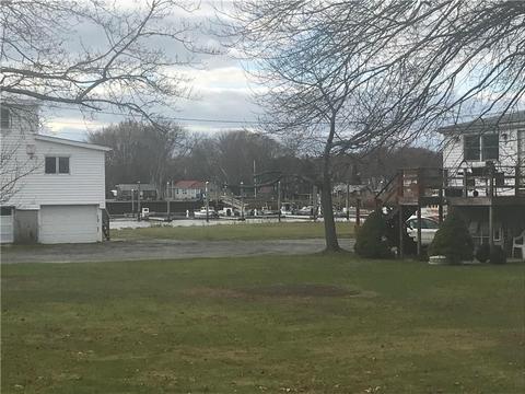 5 Mars Ave, Warwick, RI 02889 photo 4