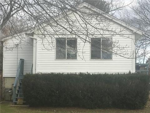 5 Mars Ave, Warwick, RI 02889 photo 2