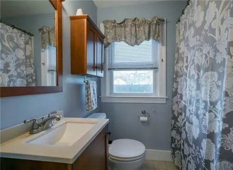 46 Arrow Ave, Warwick, RI 02886 photo 12
