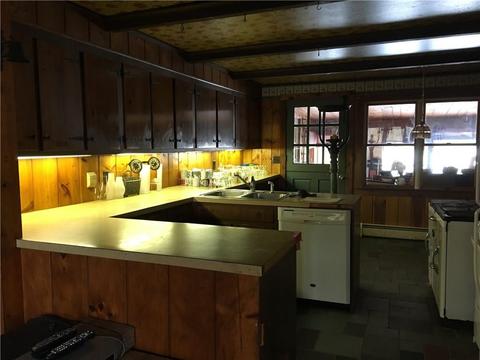 9 E Killingly Rd, Foster, RI 02825 photo 6