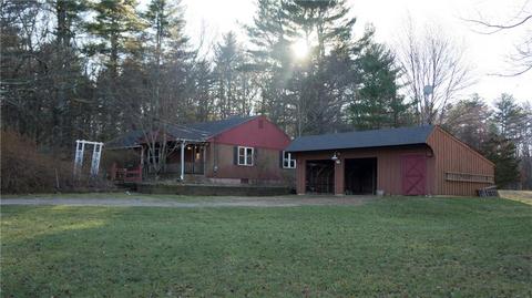 9 E Killingly Rd, Foster, RI 02825 photo 1