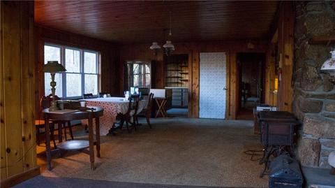 9 E Killingly Rd, Foster, RI 02825 photo 5