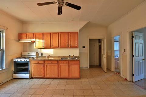 272 Adams St, Woonsocket, RI 02895 photo 10