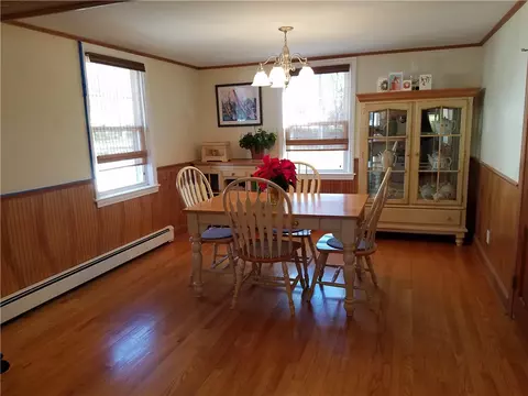 87 Freeman St, Warwick, RI 02886 photo 9