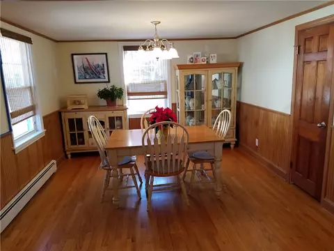 87 Freeman St, Warwick, RI 02886 photo 8