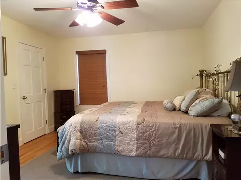 87 Freeman St, Warwick, RI 02886 photo 13