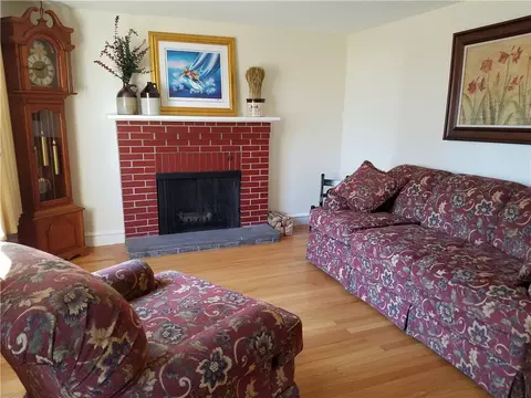 87 Freeman St, Warwick, RI 02886 photo 11