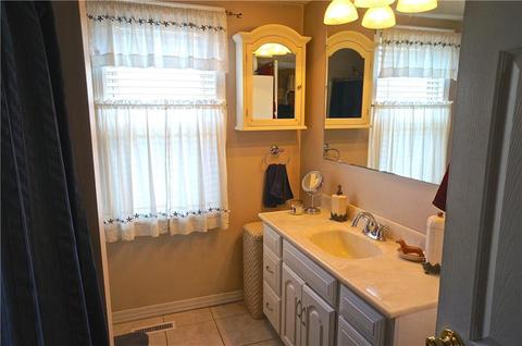 26 Monroe St, Warwick, RI 02888 photo 11