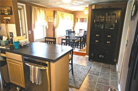 26 Monroe St, Warwick, RI 02888 photo 8