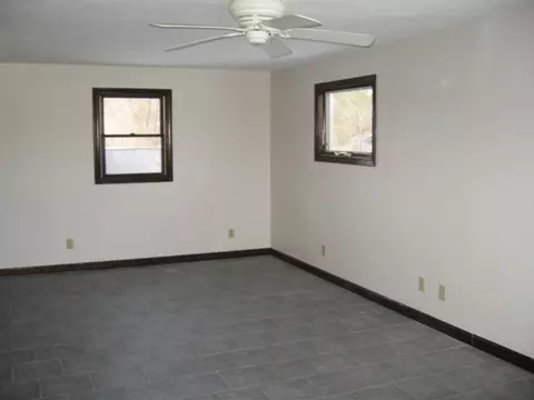 153 Covington Dr, Warwick, RI 02886 photo 17