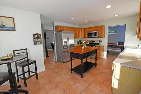3841 N Main St, Fall River, MA 02720 photo 10