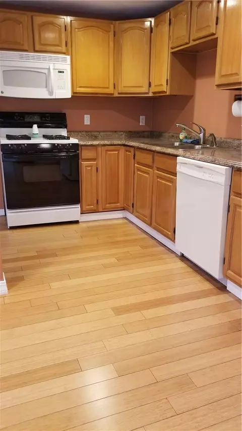 202 E Shore Dr, Exeter, RI 02822 photo 6